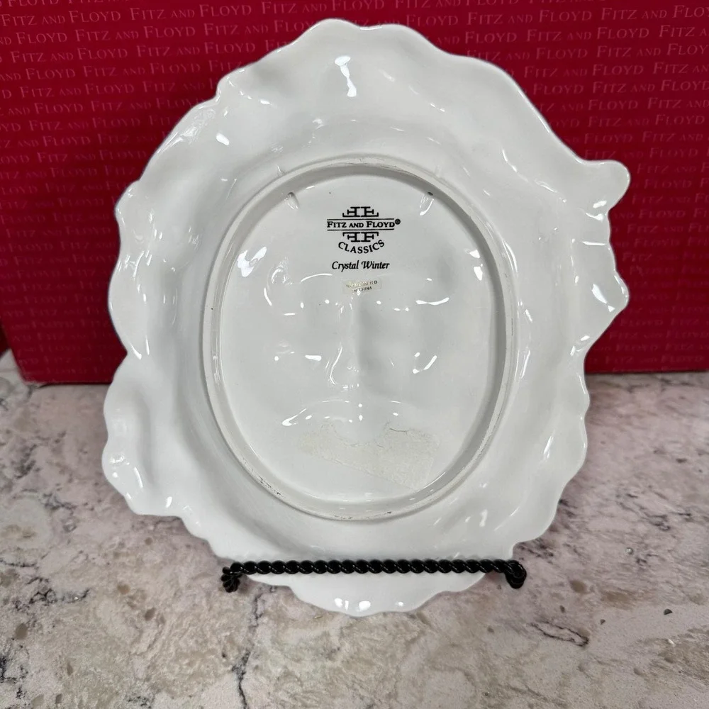Fitz and Floyd Classics Crystal Winter Santa Claus Face‎ Platter Hand Crafted